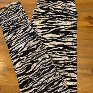 PRICE REDUCED!  LLR OS Leggings. Never worn.